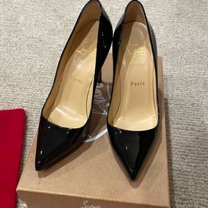 Christian Louboutin Pigalle 100 patent shoes in size 35